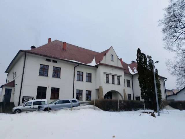 Dom Katolicki w Myślenicach